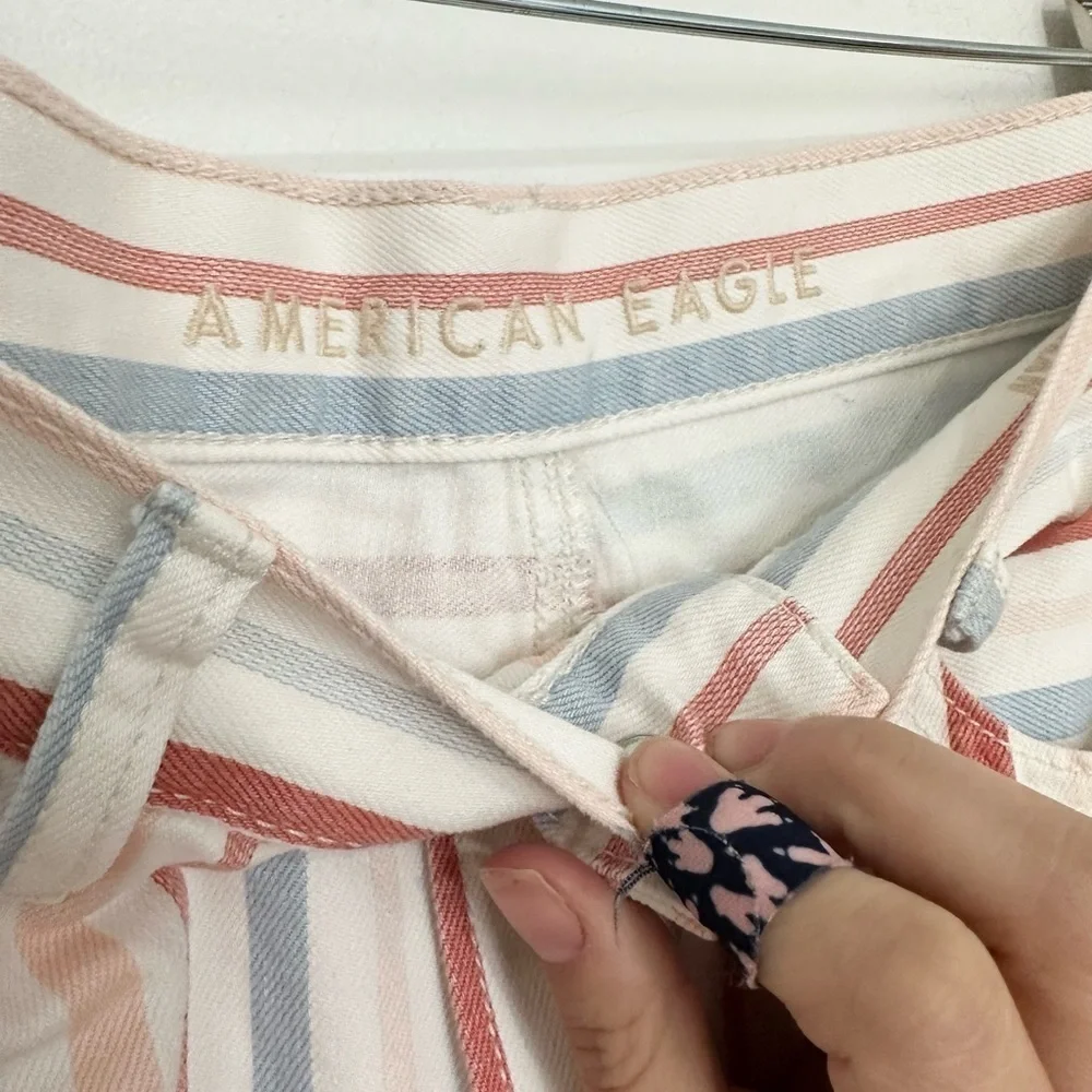 American Eagle Women's Multi Color Striped Mom Jean pastel colors size 6